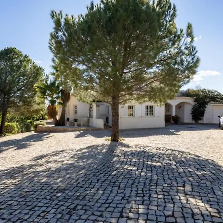 Villa Lucie Estoi